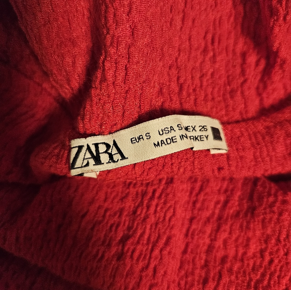 Zara Red Off-the-Shoulder Sweater with Ruffled Design - Picture 2 of 3